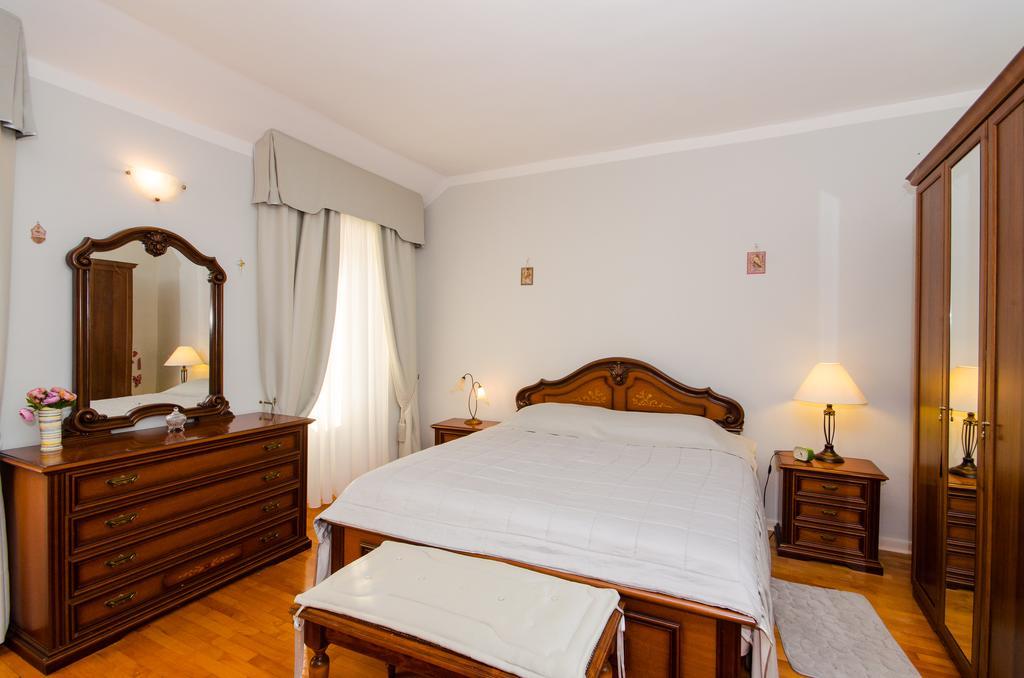 Noemi * Rovinj