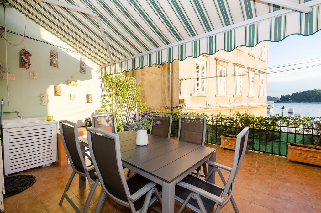 Noemi Apartment