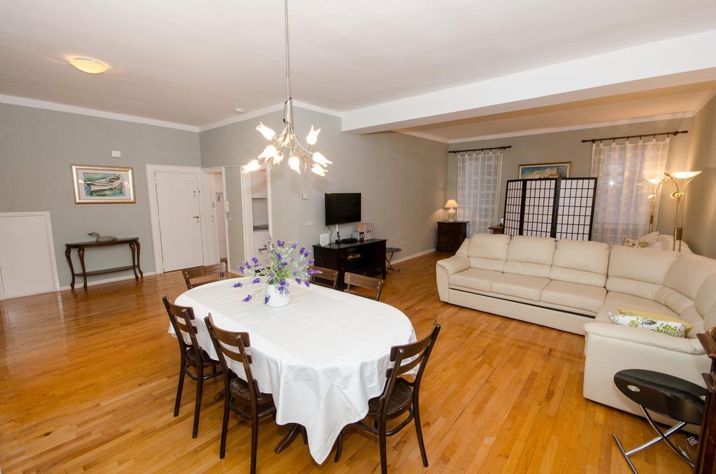 Noemi Apartment *