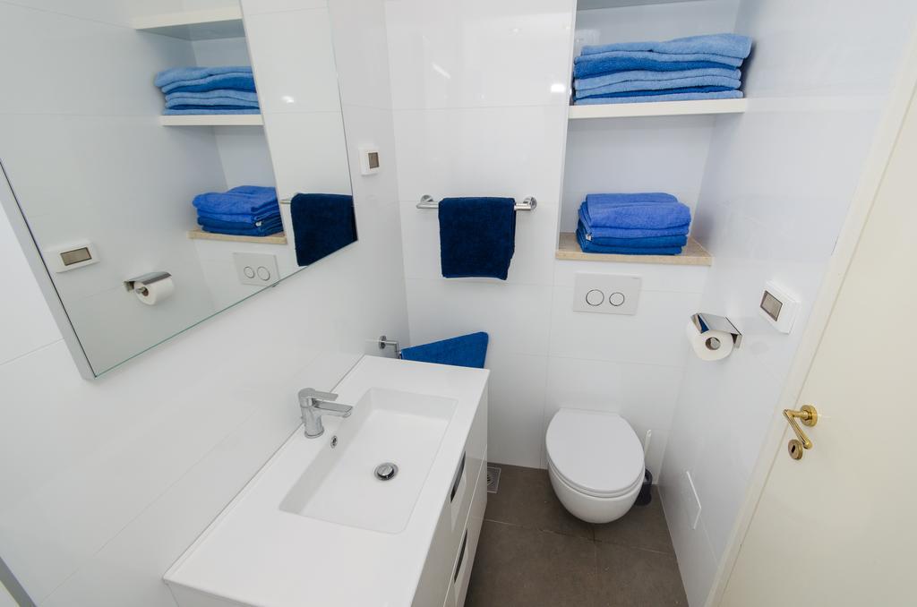 Noemi Apartma